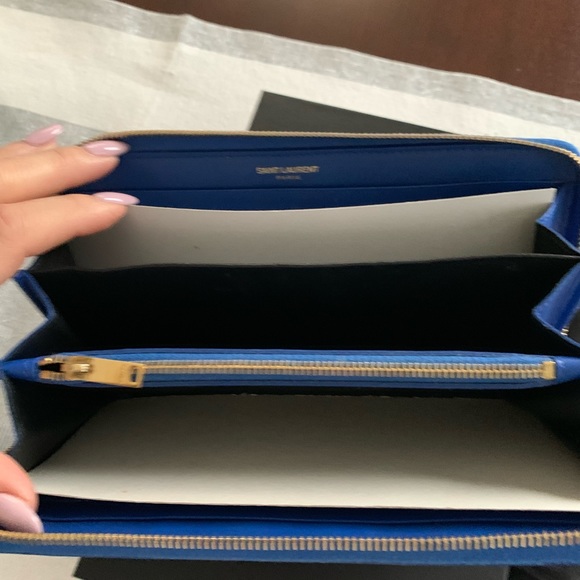 Saint Laurent Travel Size Wallet - Picture 4 of 8